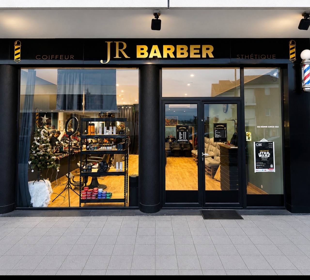 Extérieur du salon JR Barber